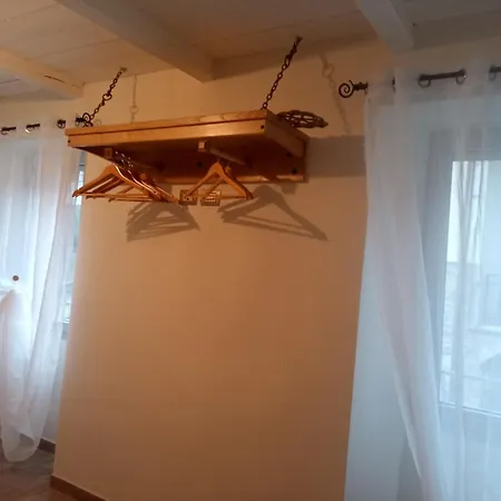 아파트 Al Riolo Betulla Appt 바르디