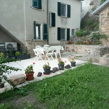 아파트 Al Riolo Betulla Appt *